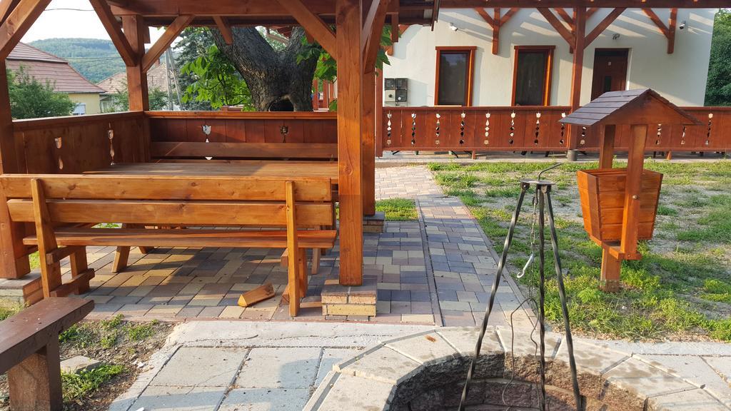 Gesztenyes Vendeghaz Garáb Zewnętrze zdjęcie